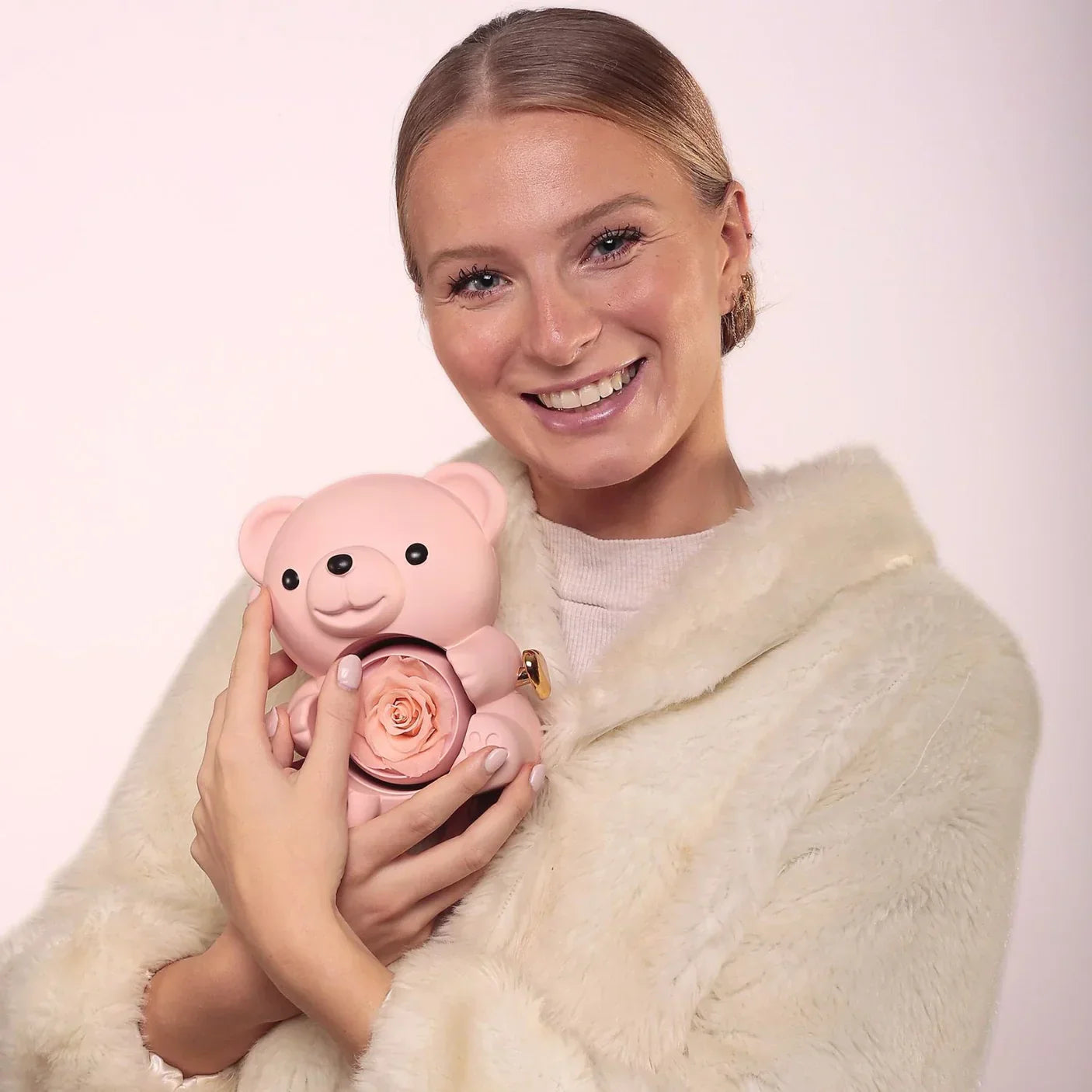 Eternal Rose Bear | Engraved Necklace